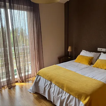 Adosado En Nantes בית נופש סנשנשו