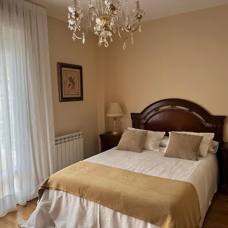 בית נופש Adosado En Nantes *